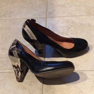 Aldo leather heels